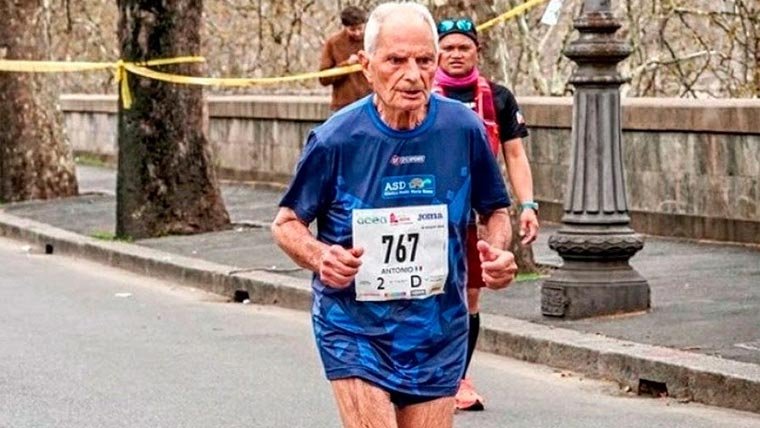 92 Year Old Italian Man Sets New Record by Participating in Rome Marathon 30 Times 92 Year Old Italian Man Sets New Record by Participating in Rome Marathon 30 Times